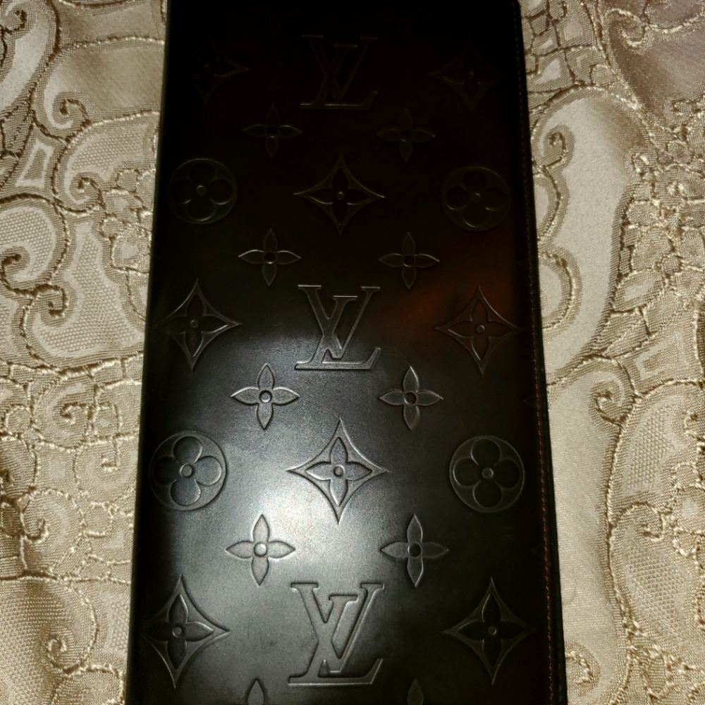 Authentic Louis Vuitton Check Wallet